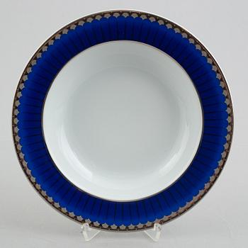 Sigvard Bernadotte, servis, 52 delar porslin, "Marianne Royal Blue "Christineholm/Fyrklövern, Millenniumserien 2000.