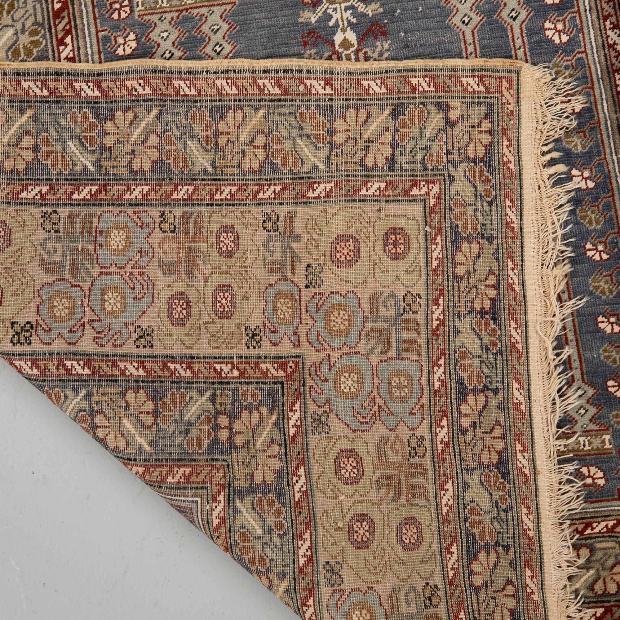Carpet, oriental, silk, 175 x 125 cm.