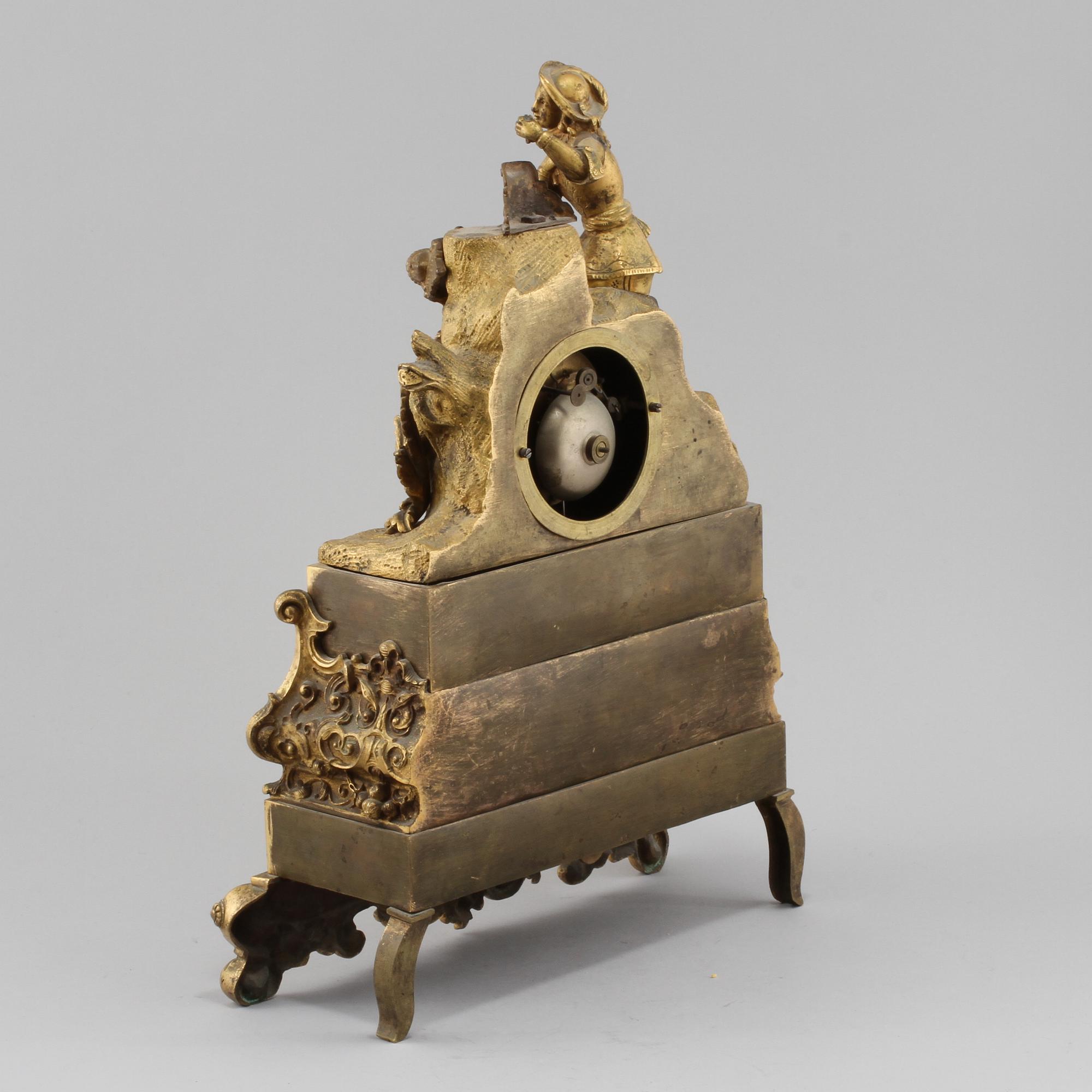BORDSPENDYL, 1800-talets andra hälft.
