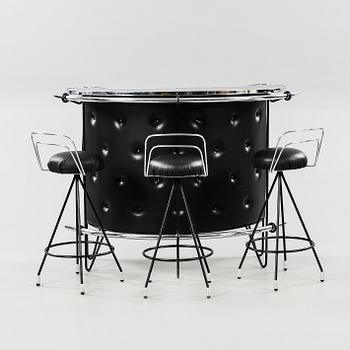 BARDISK samt BARSTOLAR, 3 st, 1950/60-tal.