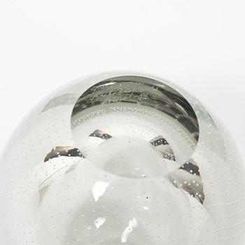 Gunnel Nyman, a vase, Nuutajärvi Notsjö, Finland, 1954.