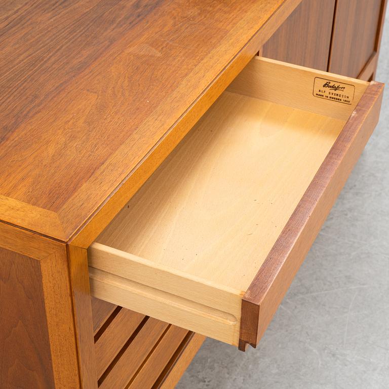 Alf Svensson, sideboard, Svenska Möbelfabrikerna Bodafors, 1959.
