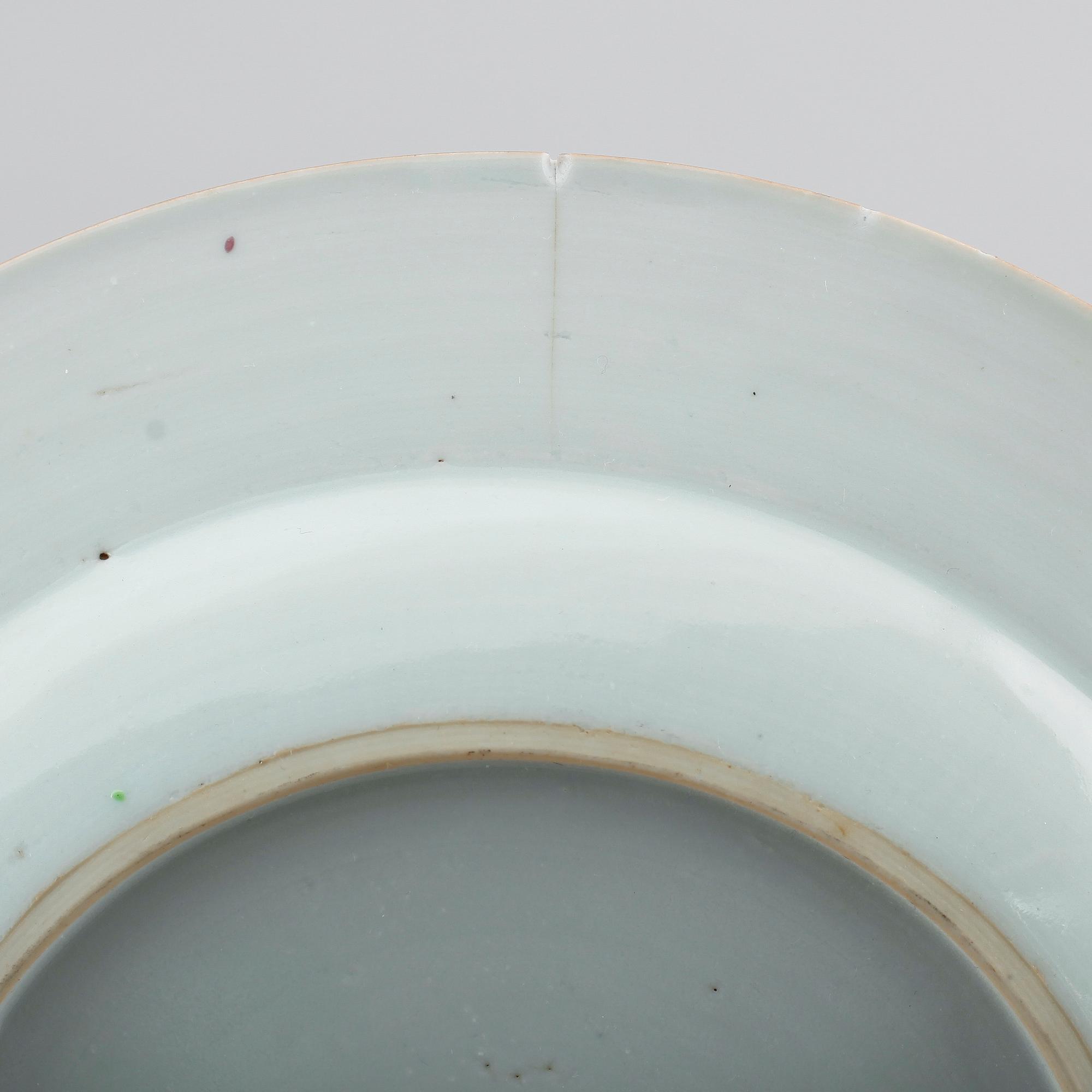 TALLRIKAR, 1 par, porslin, Kina, Qianlong 1736-1795.