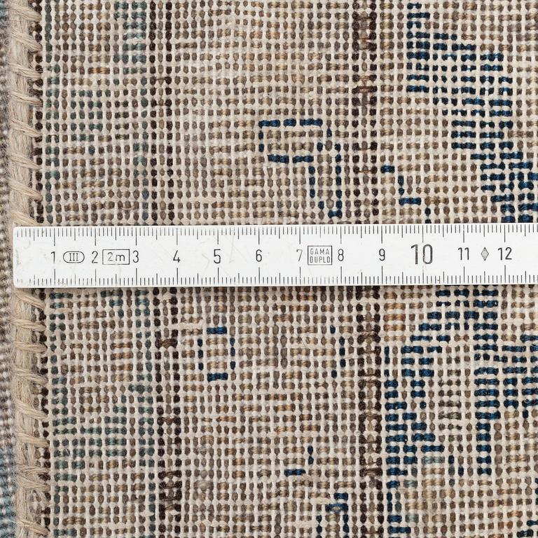 Matta, orientalisk, vintage design, ca. 393 x 285 cm.