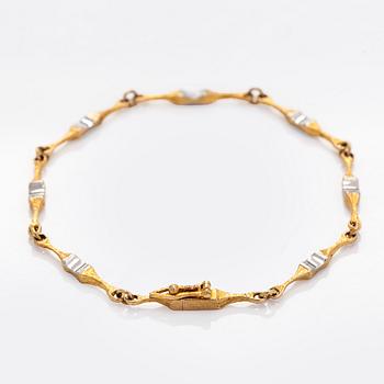 Björn Weckström, a 14K gold and platinum bracelet 'Arabesque' for Lapponia 1992.