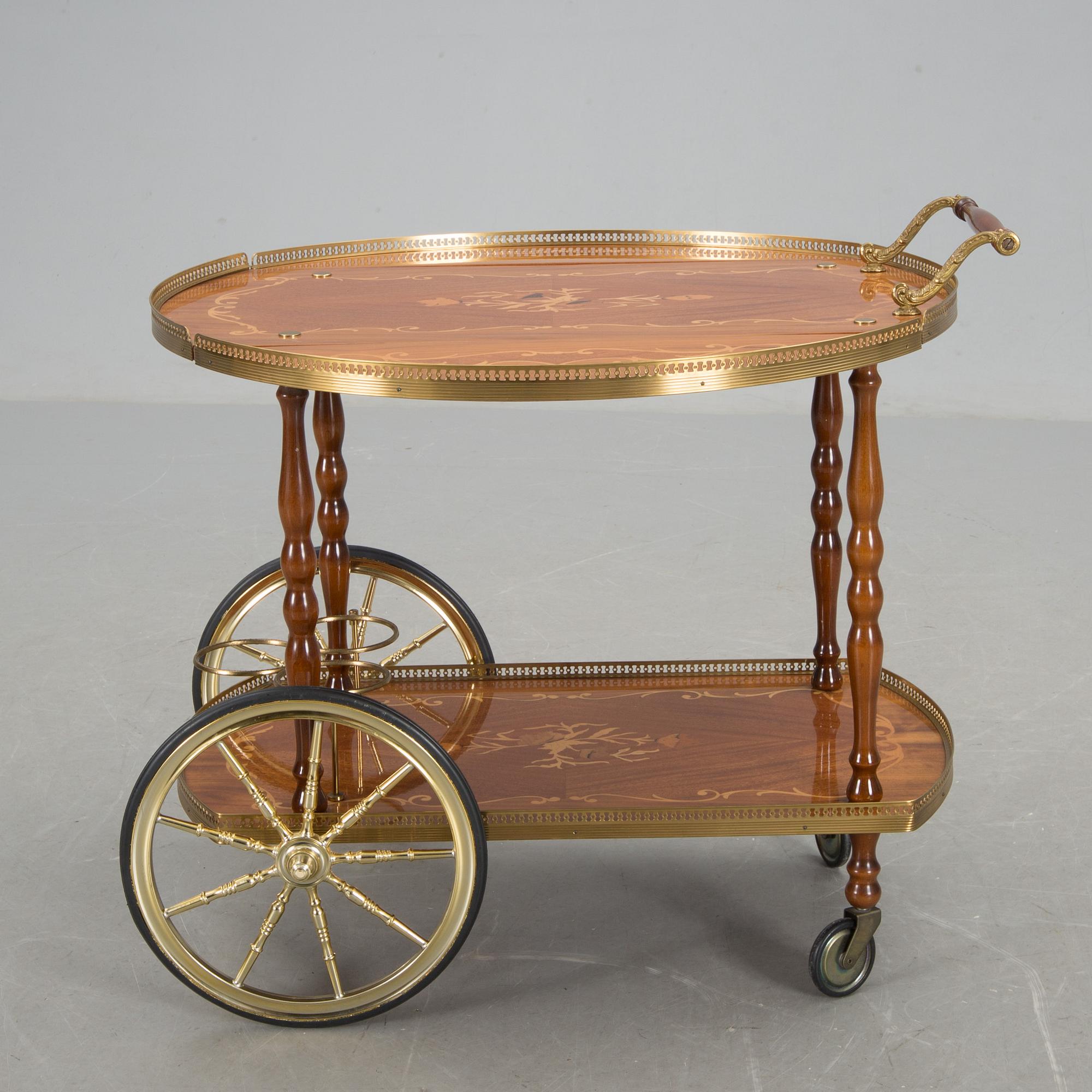 SERVERINGSVAGN, 1900-talets andra hälft.