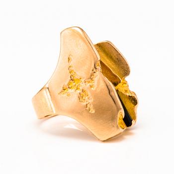 BJÖRN WECKSTRÖM, RING, "Tourmaline River", 14K guld, turmalin, Lapponia 1982.