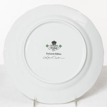 Christmas service, 77 pieces, Christineholm, second half of the 20th century.