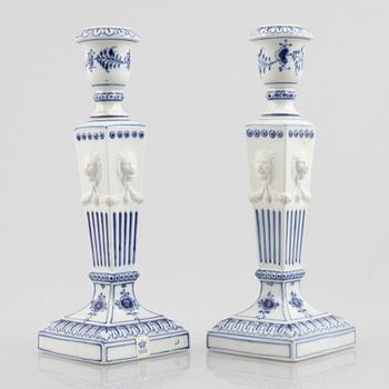 Royal Copenhagen, a 49-piece "Blue Fluted" porcelain service, half and full lace, Denmark.