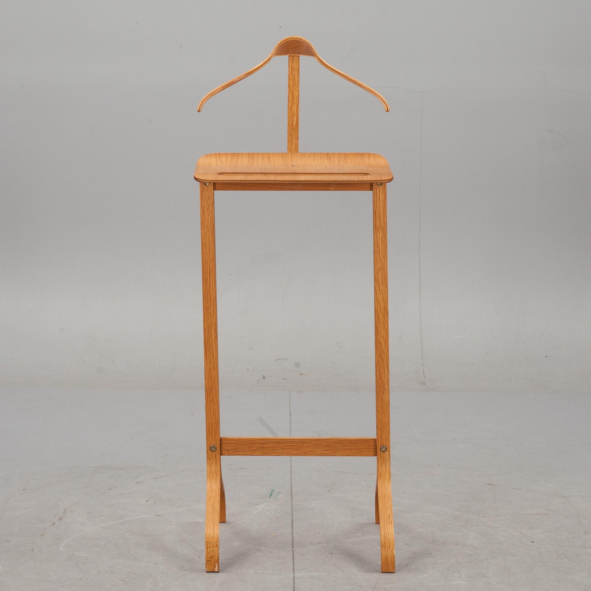 HERRBETJÄNT, 1900-talets andra hälft.