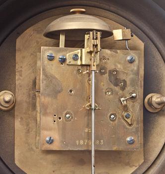 VÄGGPENDYL, 1900-tal.