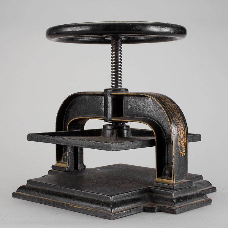 BOKPRESS, gjutjärn, No 1, Husqvarna, 1900-talets början.