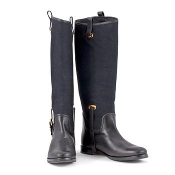 RALPH LAUREN, a pair of black canvas and leather boots. Size US 8.
