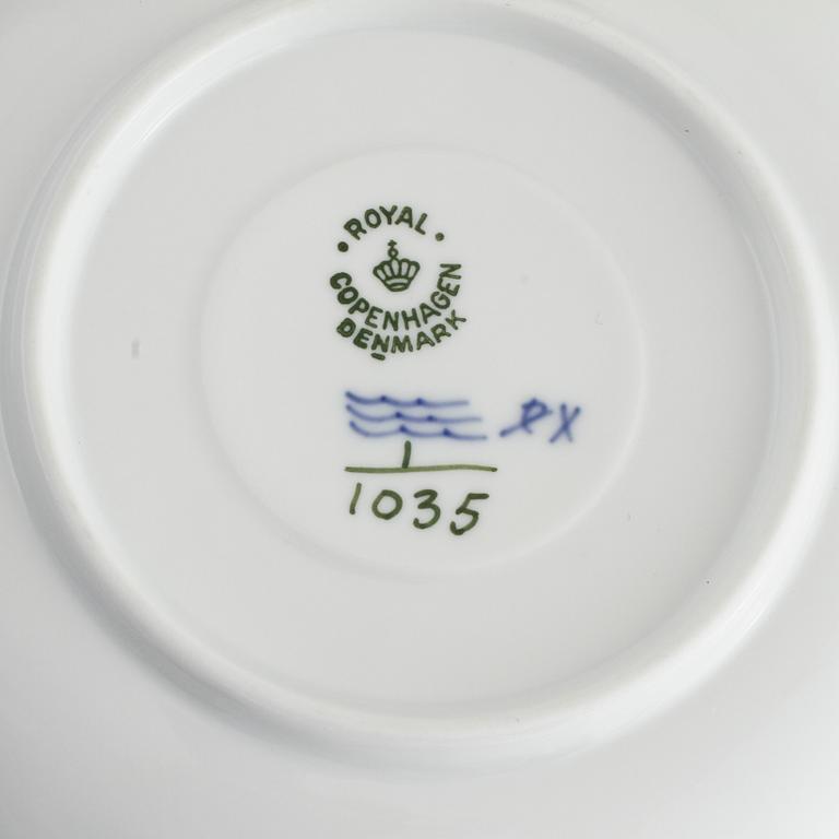 KAFFESERVIS, 18 delar, "Musselmalet", Royal Copenhagen, Danmark, 1900-talets andra hälft.