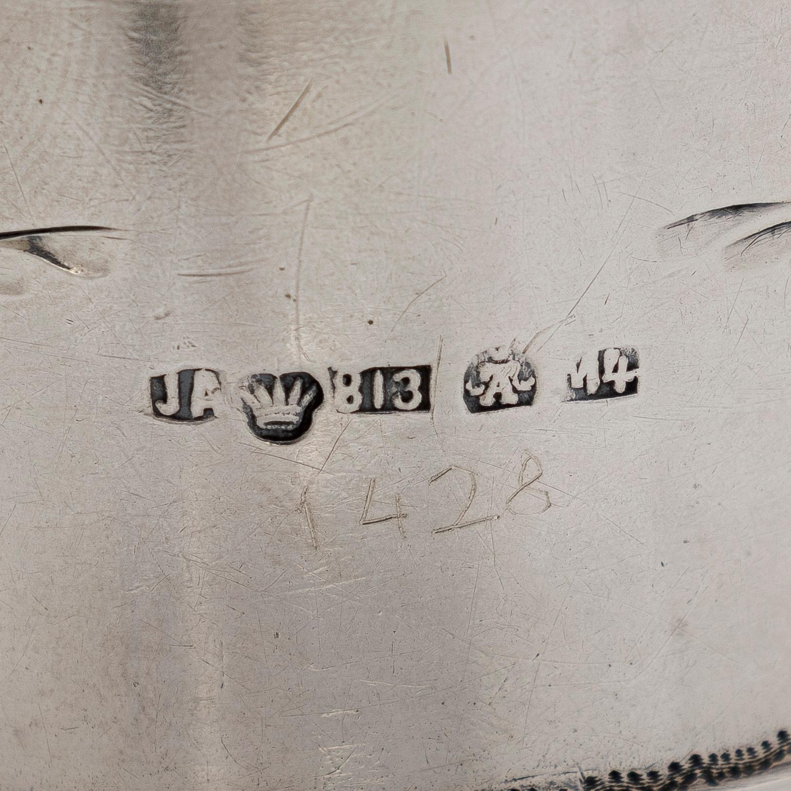 Servettringar 6 st och sockertångar 4 st, silver, olika stämplar 1893-1936.