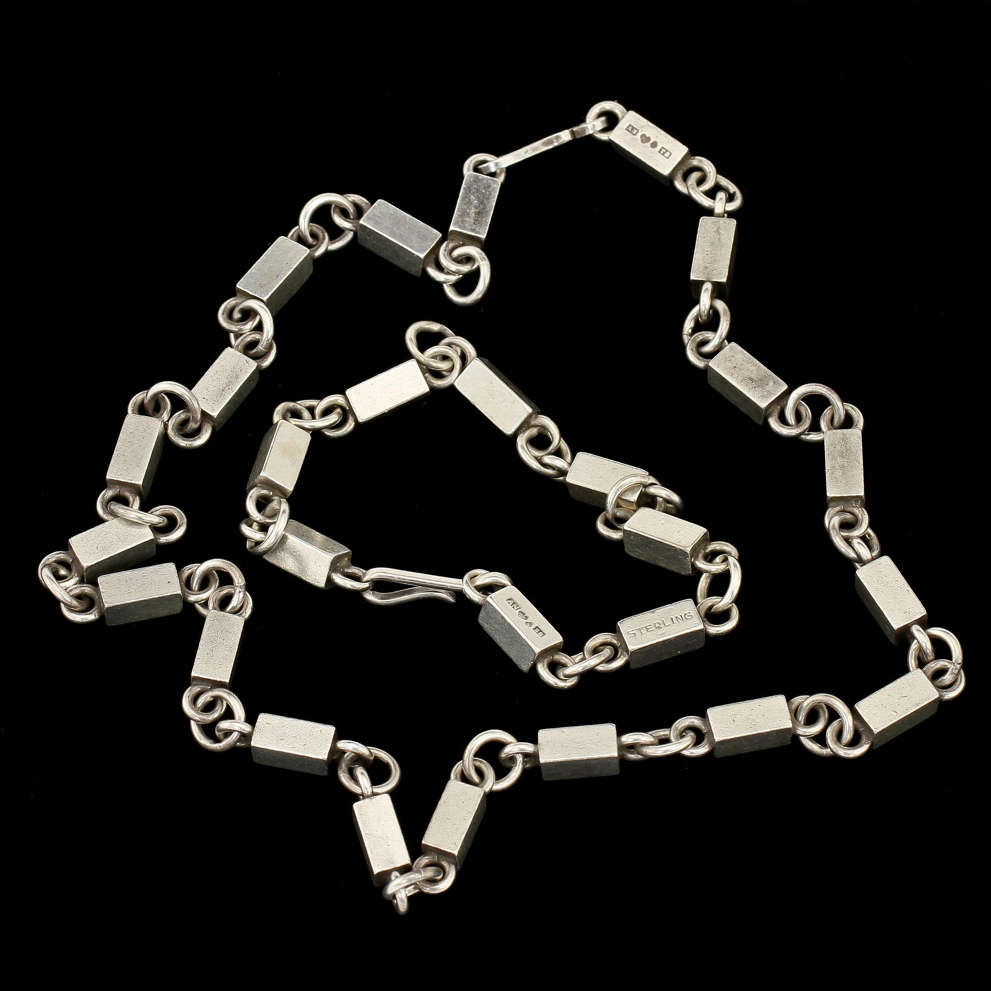 HALSLÄNK samt ARMLÄNK, sterling, Wiwen Nilsson, Lund, 1944 resp 1945. Vikt 90 g.