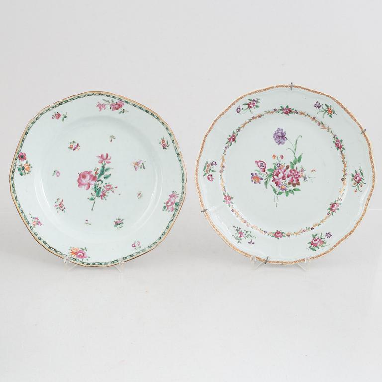 15 pieces of Chinese porcelain, the Qing dynasty, 18th-19th century.