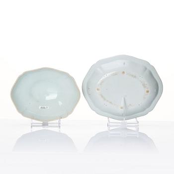 A part famille rose 'Chinese Export' service, Qing dynasty, Jiaqing (1796-1820).