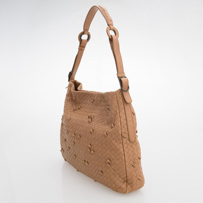 Bottega Veneta, "Naruto Knot", bag.