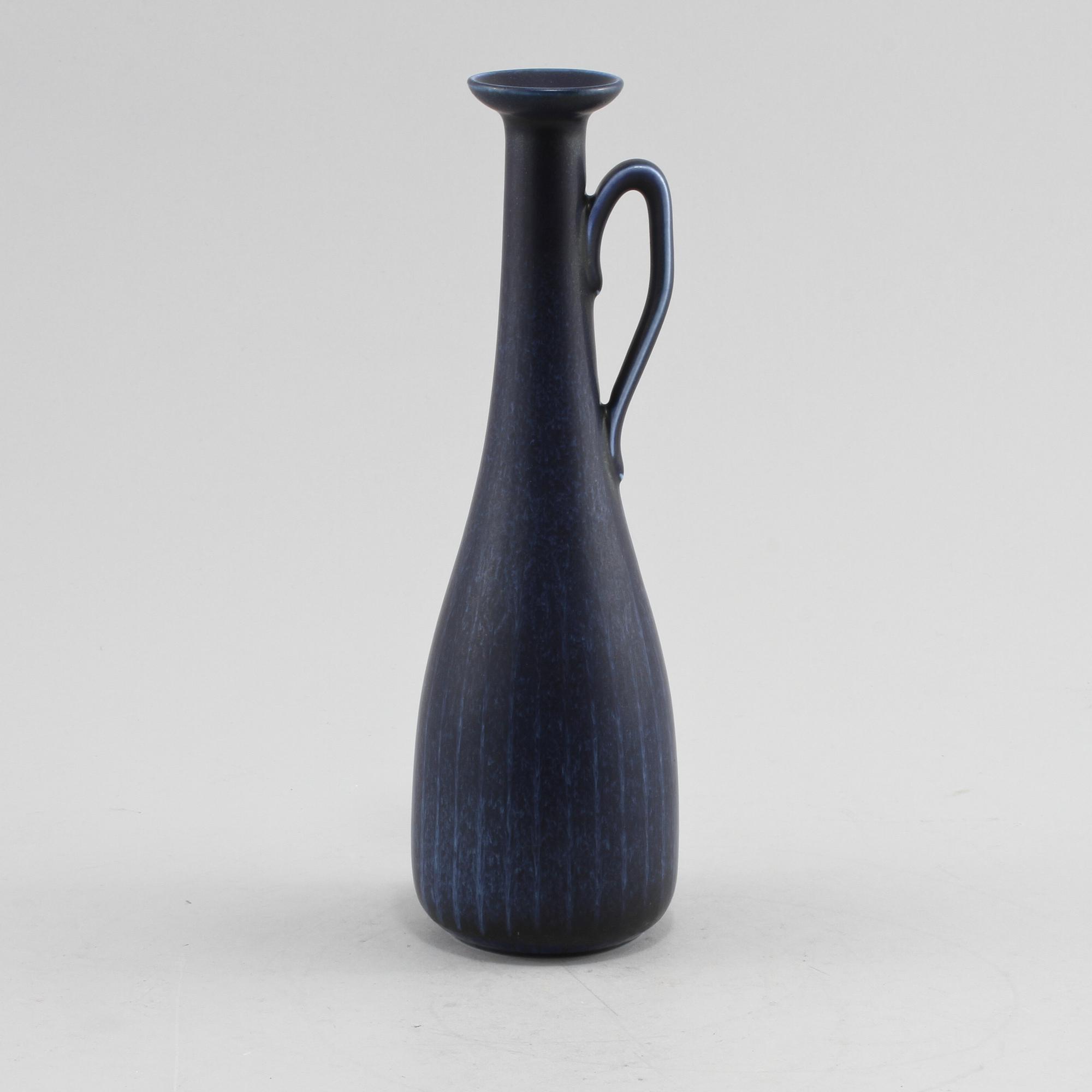 HÄNKELVAS, stengods, Gunnar Nylund, Rörstrand, 1900-talets mitt.