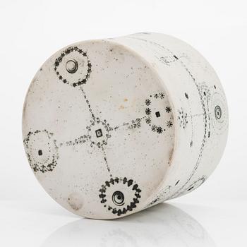Rut Bryk, a stoneware bowl signed BRYK Arabia. .