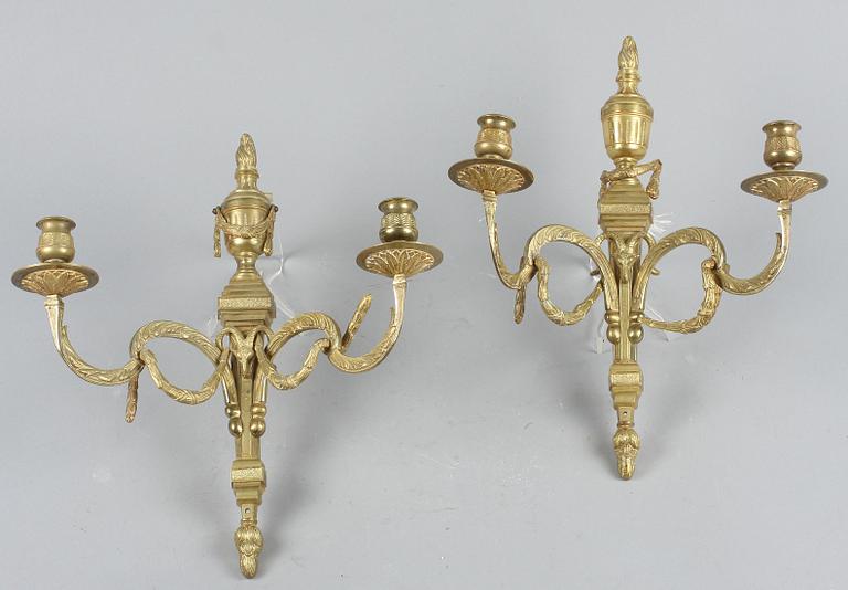 VÄGGAPPLICKER, ett par, Louis XVI-stil, 1900-talets första hälft.