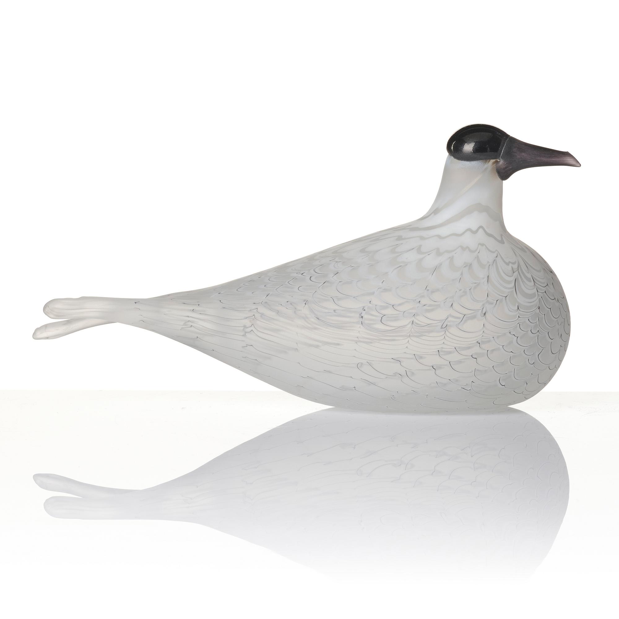 Oiva Toikka, a bird, 'Gull-billed Tern', Nuutajärvi Notsjö, Finland.