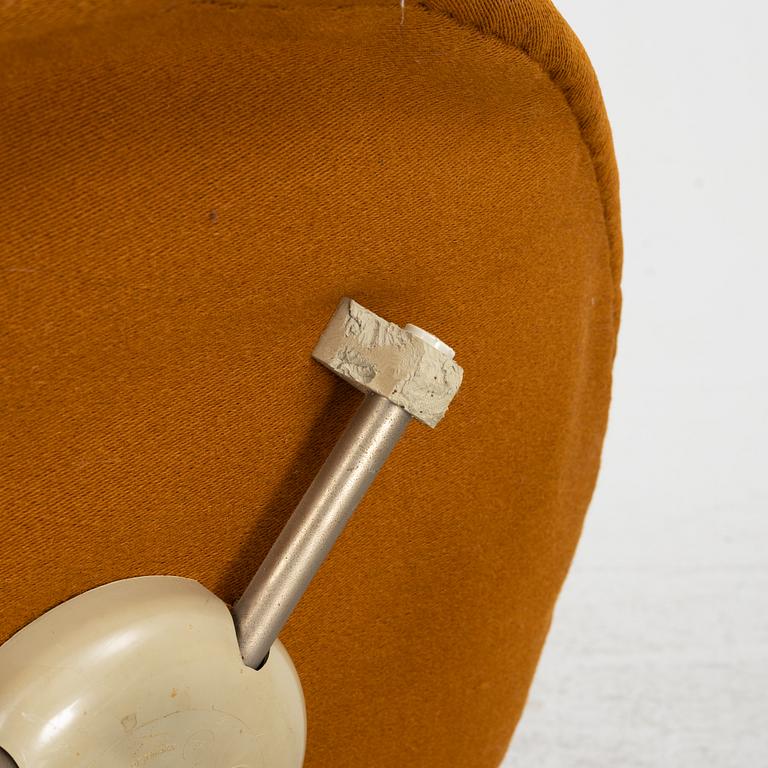 Arne Jacobsen, skrivbordsstol "Sjuan", Fritz Hansen Danmark, 1950-60-tal.