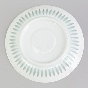 Six items of rice porcelain by Friedel Holzer-Kjellberg, signed Arabia, FHIG, Finland.