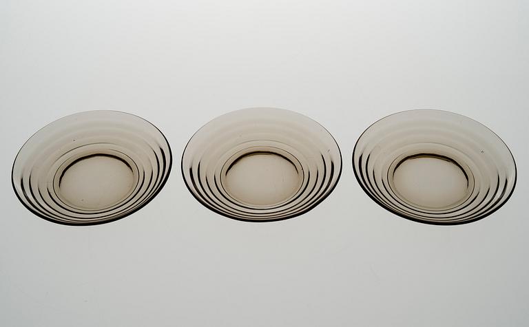 A collection of 20 glass tableware "Böljeblick" for Karhulan Lasitehdas, Finland, 1930-1940s.