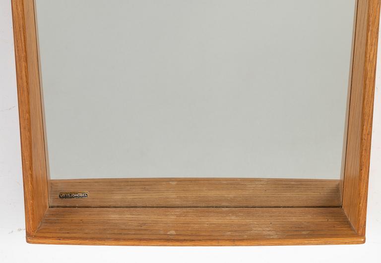 Östen Kristiansson, an oak mirror, Luxus/Vittsjömöbel, Vittsjö.