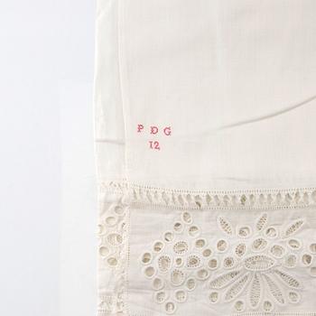 Sheets 10 pcs, early 20th century, cotton, varying sizes.