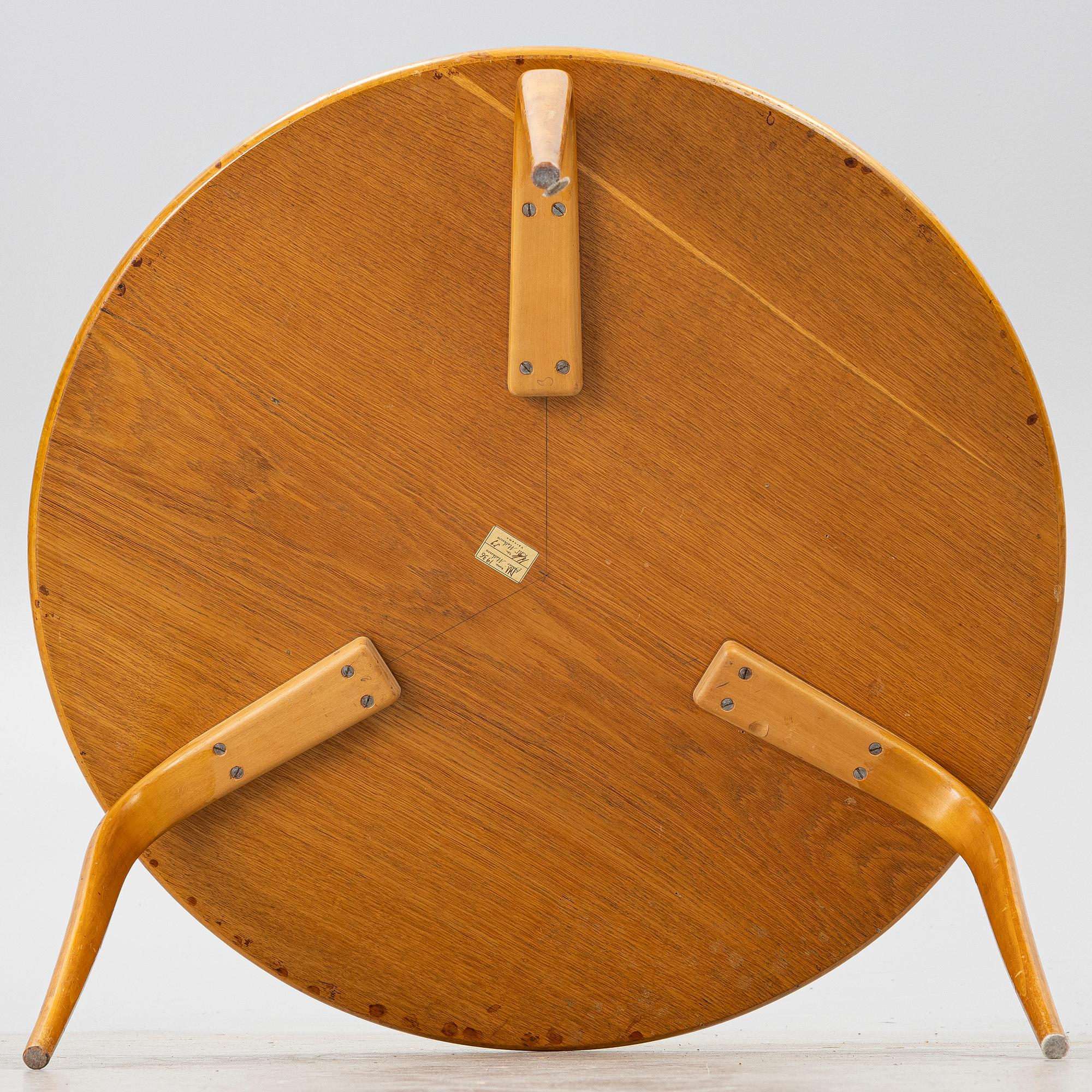 Bruno Mathsson, an 'Annika' coffee table, Karl Mathsson, Värnamo, 1939.