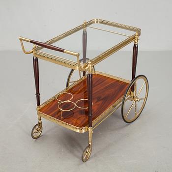 SERVERINGSVAGN, 1900-talets andra hälft.