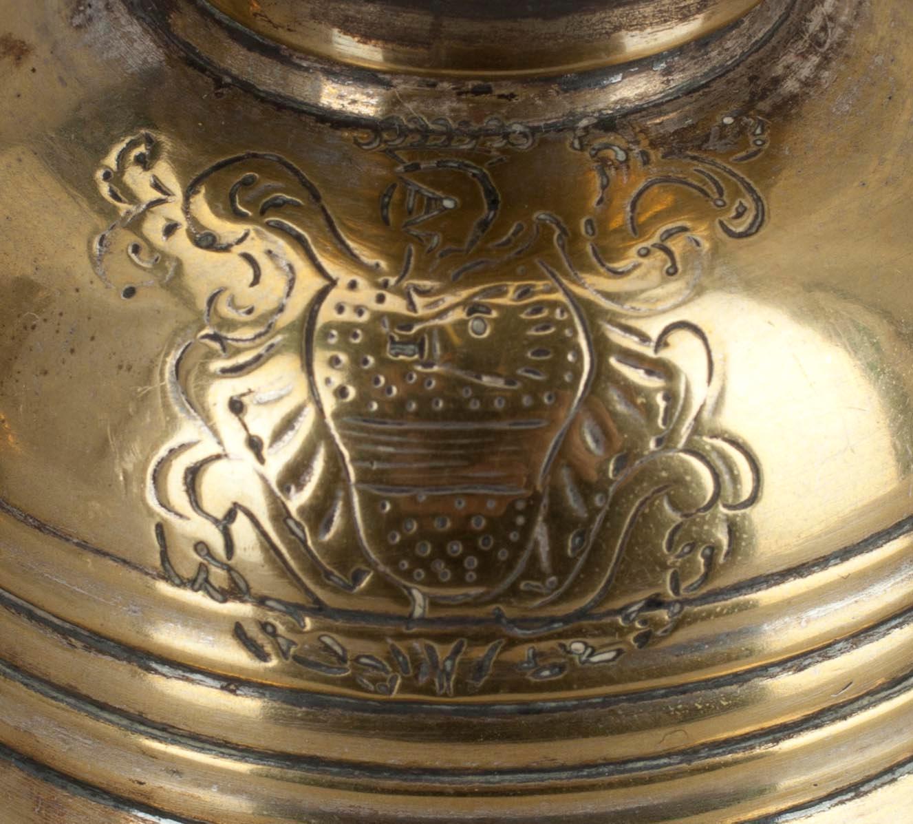 KYNTTILÄNJALKAPARI, messinkiä, Ranska 1700-luku.