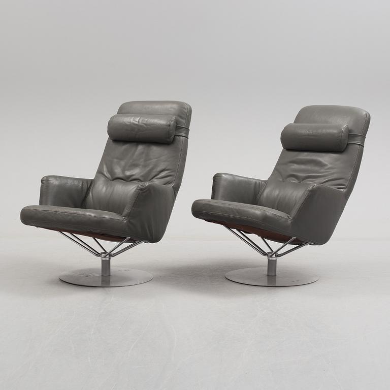 A pair of "Spider Roto" easy chairs, Kenneth Bergenblad by Dux.