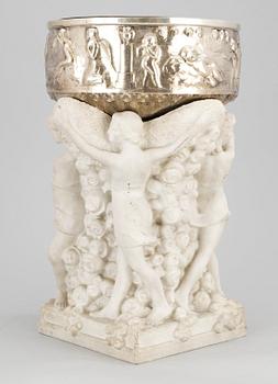 A silver and alabaster jardinière by K Anderson (silver) and Adolf Jonsson (alabaster), Stockholm 1919.