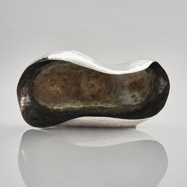Jörgen Fruergaard, a sterling silver jardiniere/bowl, Norrköping, Sweden 1974.