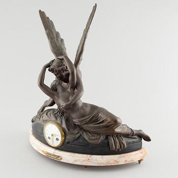 BORDSPENDYL, Frankrike, tidigt 1900-tal, märkt Fabrication Francaise.