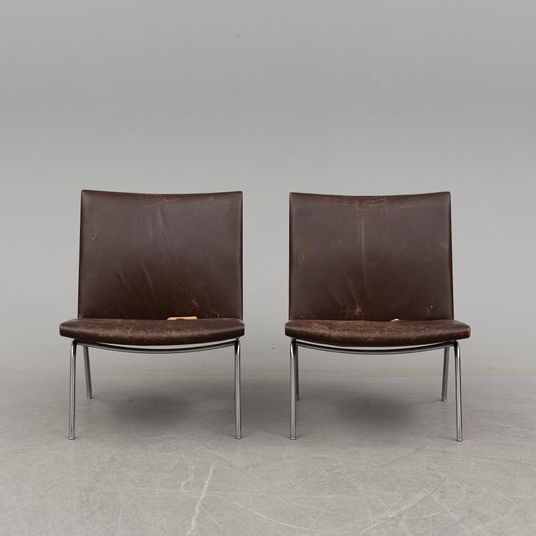 HANS WEGNER, fåtöljer, ett par, Kastrup Airport Lounge Chair, för AP Stolen, 1900-talets andra hälft.
