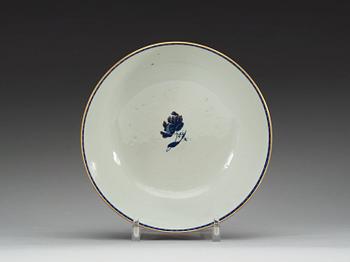 BÅLSKÅL, kompaniporslin. Qing dynastin, sent 1700-tal.