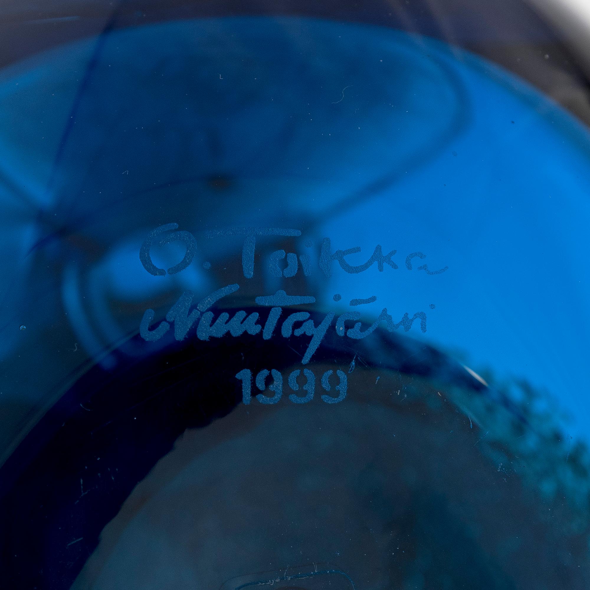 Oiva Toikka, glasfågel, "Blue Jay", signerad O. Toikka Nuutajärvi 1999.