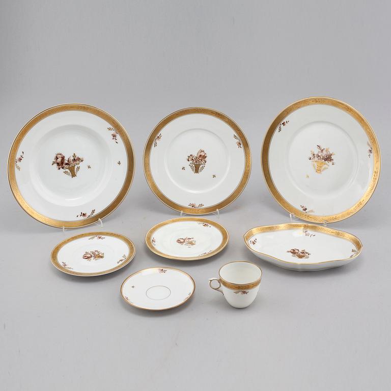 78 pieces of porcelain ware, model "Golden Baskett" by Royal Copenhagen, second half of the 20th cenutry.