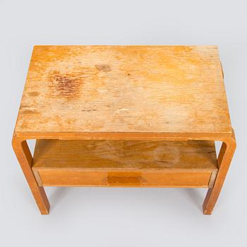 Alvar Aalto, bord / sidobord, modell 87, för O.Y. Huonekalu- ja Rakennustyötehdas A.B. tidigt 1950-tal.