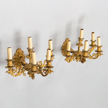 A pair of Empire wall candelabras in gilt bronze from first half of the 19th century.
