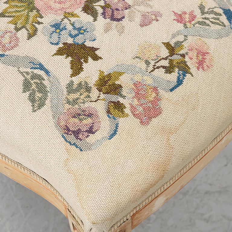 Four chairs, Louis XVI style, 20th century.