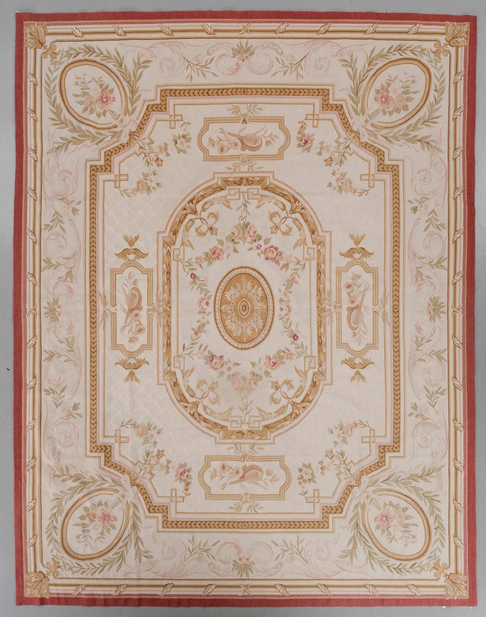 A Chinese Aubusson style carpet ca 310 x 239 cm.
