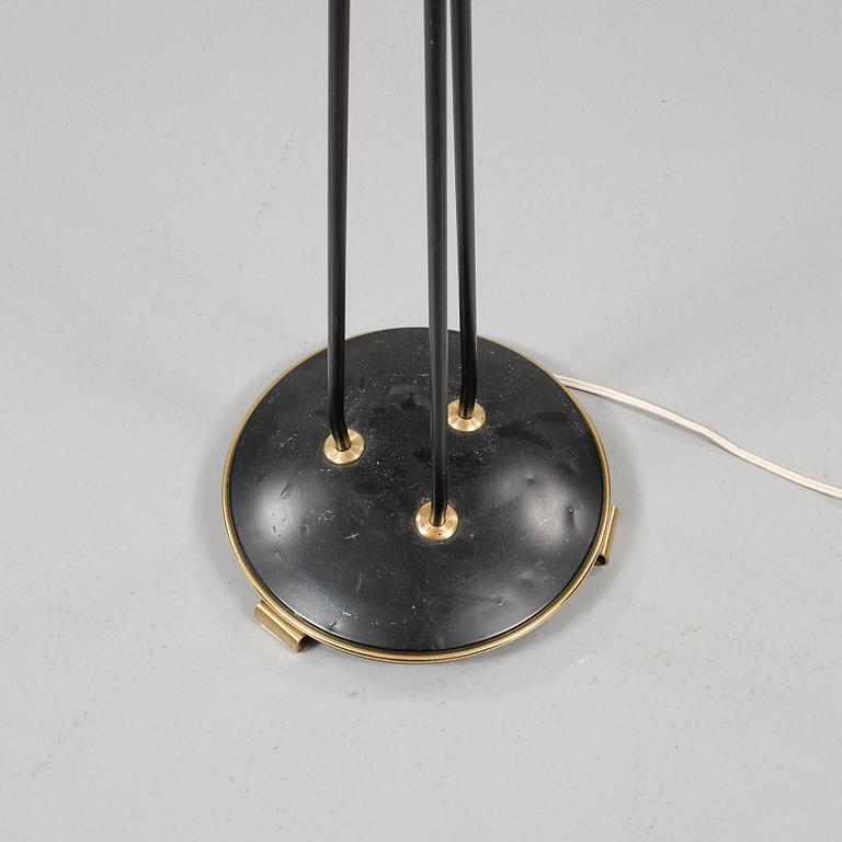 GOLVLAMPA, 1900-talets mitt.