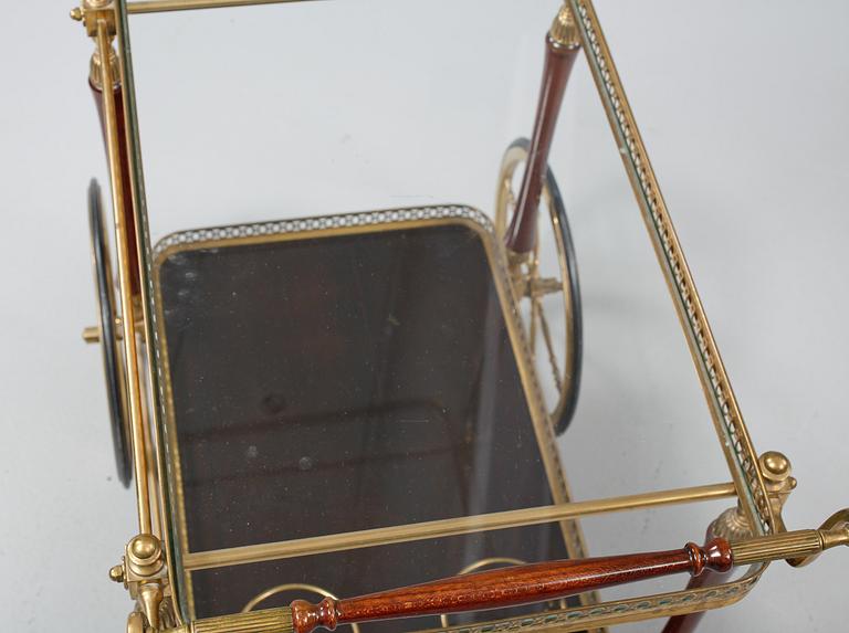 SERVERINGSVAGN, 1900-talets andra hälft.