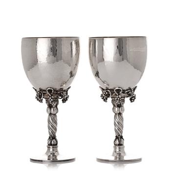 152. Georg Jensen, a pair of sterling silver wine glasses, Copenhagen 1988 & 1996, design nr 263.